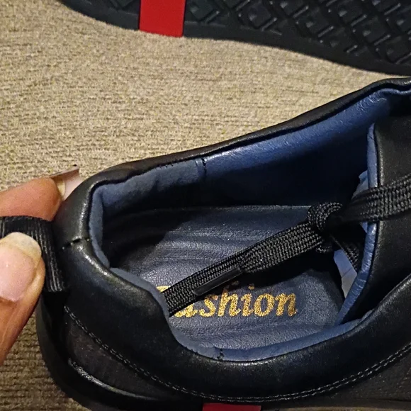 Black and Red Men's Sneakers - Picture 6 of 7